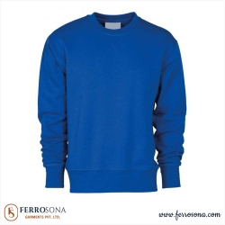 <p>Roundneck Sweatshirt</p>